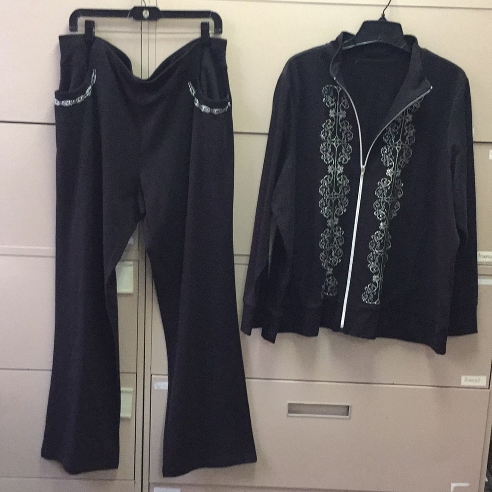 women plus  french terry embellisment set sz 18/20